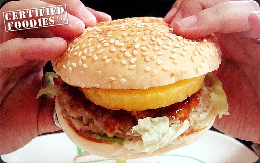 Tropical Hut Hawaiian Burger up-close - CertifiedFoodies.com Tropical Hut Hawaiian Burger up-close - CertifiedFoodies.com