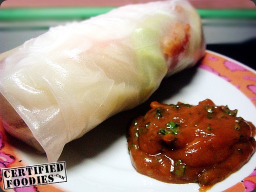 Vietnamese Spring Roll with Garlic Peanut Butter Sauce - CertifiedFoodies.com