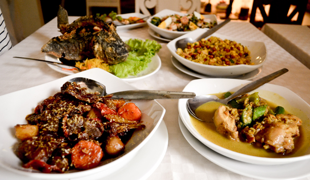 Straightforwardly Filipino : A Satisfying Lunch at Chef Tatung Garden Cafe