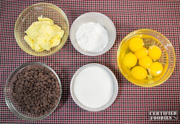 Ingredients for the chocolate torte