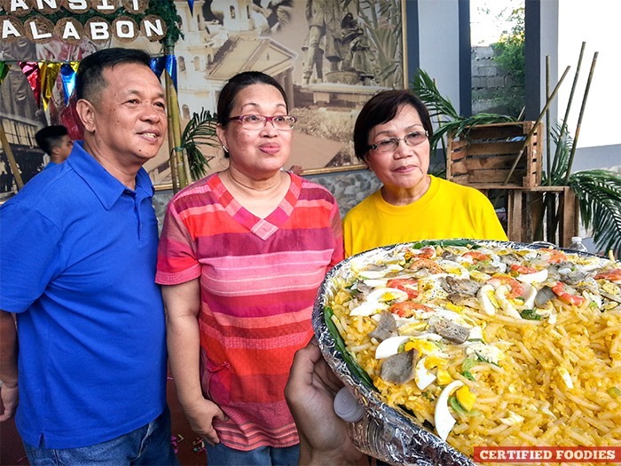 Tito Roy's, Nanay's and Milflores in a friendly competition - Battle of the Best Pansit Malabon