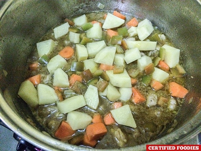 Chicken Curry Recipe - Cook the potatoes, carrots and bell pepper
