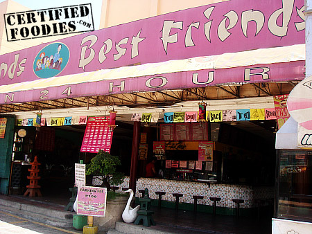 Lunch at Best Friends in Monumento