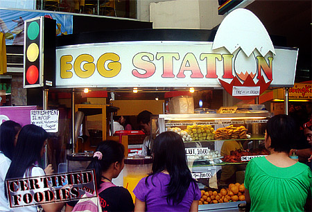 Egg Station Tokneneng  : Street Food Goodness
