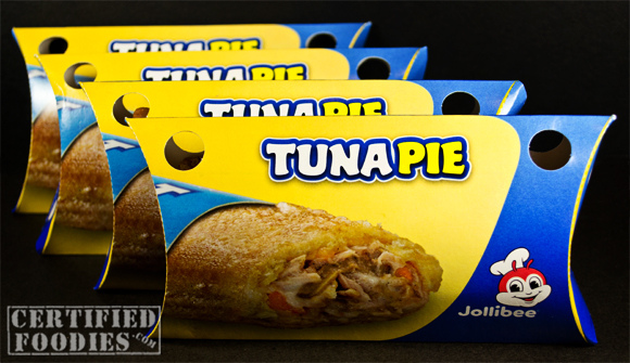 Jollibee Tuna Pie is Back (Limited Time only!)