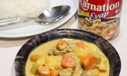 Chicken Curry with Carnation Evap : A Creamy New Tradition